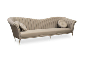 Caprichosa Sofa