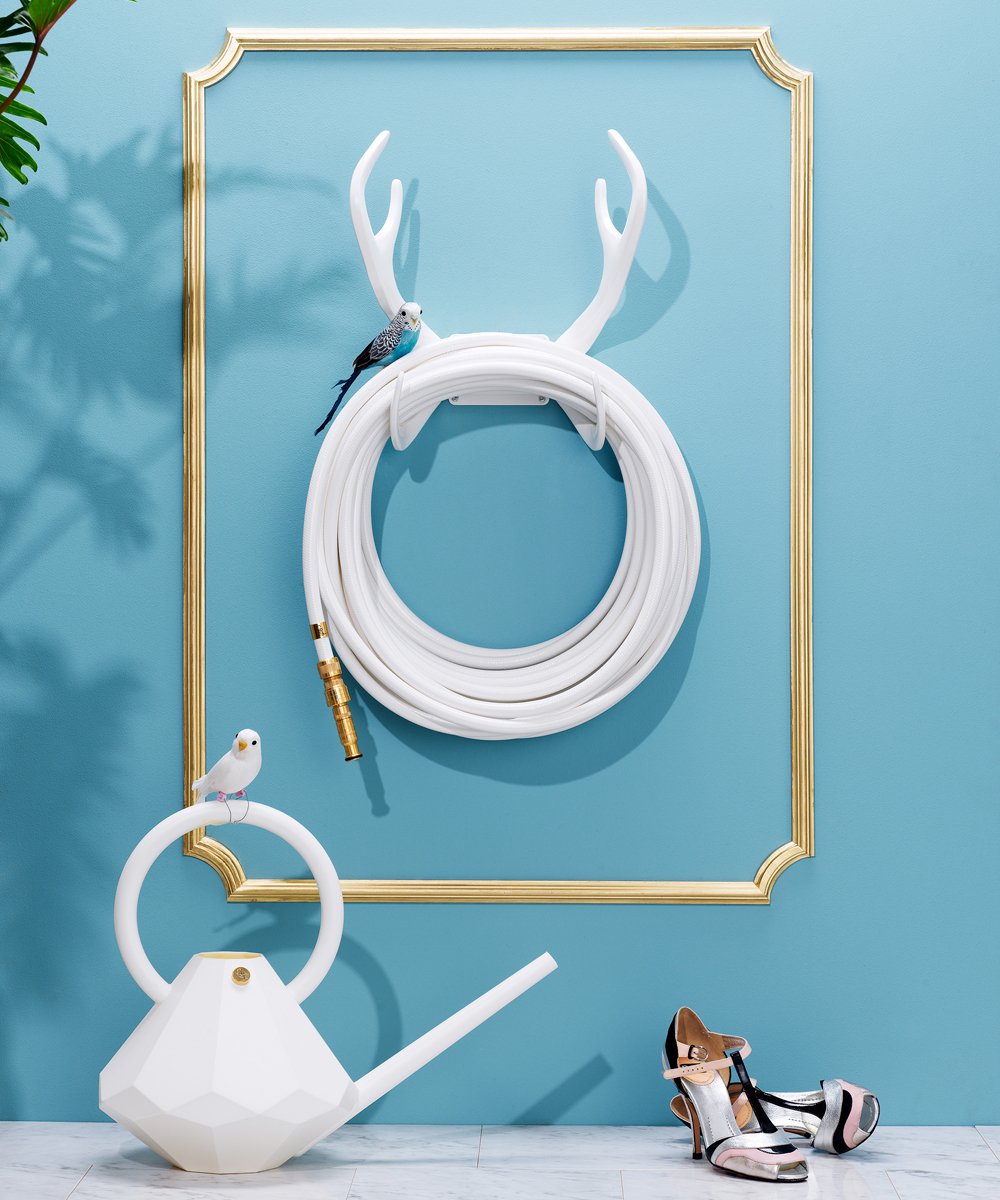 Reindeer White Hose Holder