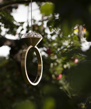 Diamond Bird Feeder