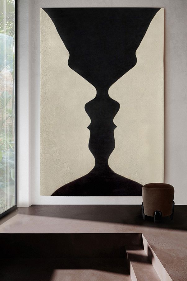 Vase Rug